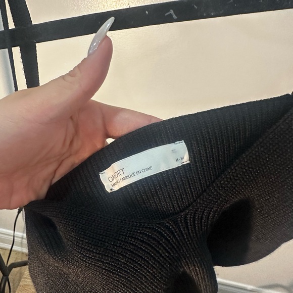 Oak+Fort Cropped Black Tank Top - Picture 5 of 5